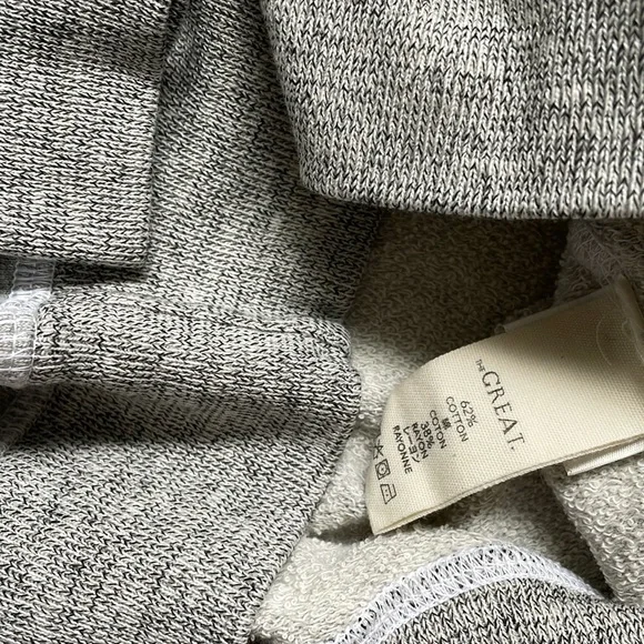 NWT The Great. College Sweatshirt with Rodeo Graphic Soft Heather Grey. Size 0. - Picture 4 of 7